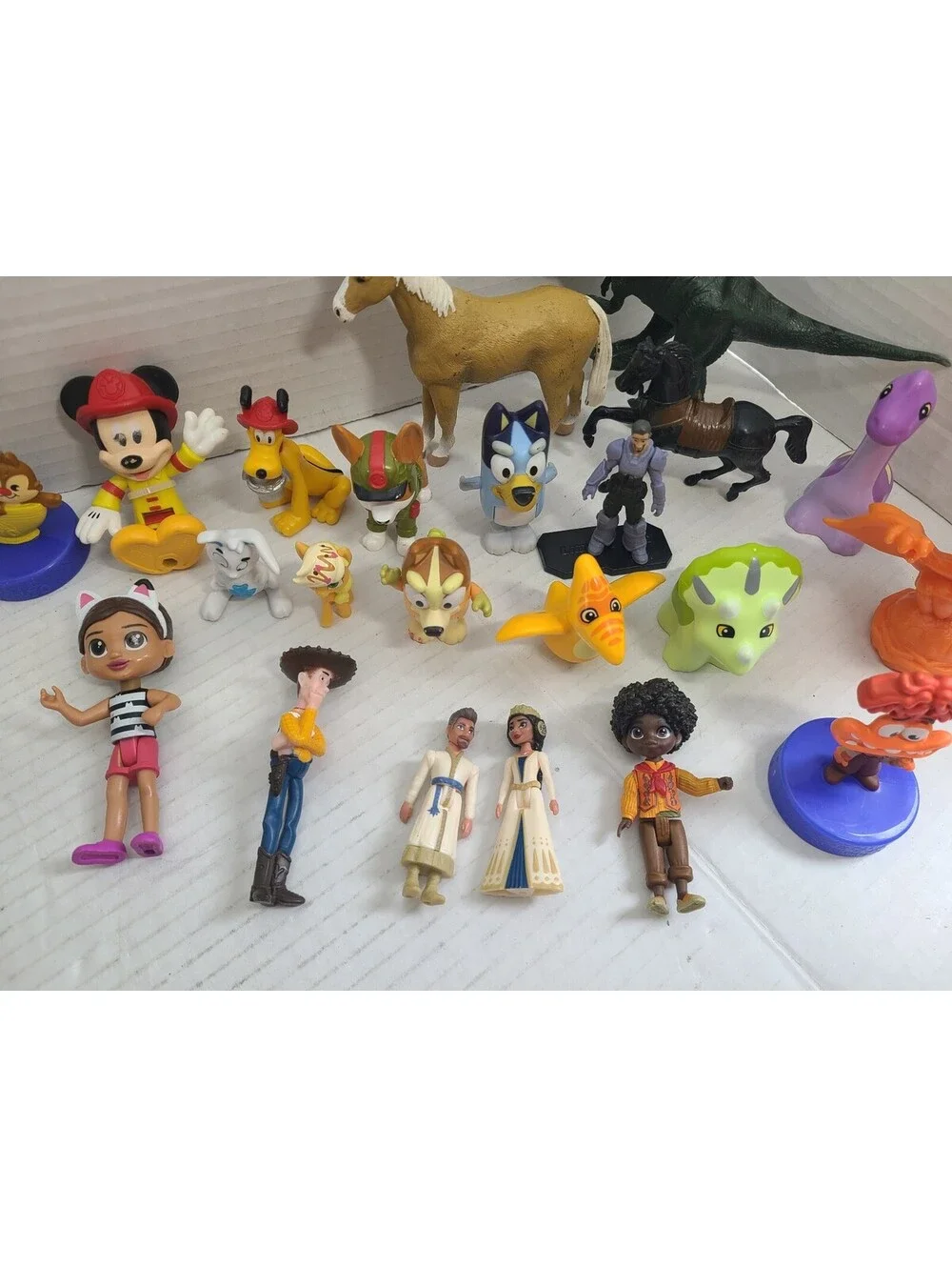 22 Piece Lot of Various Kids Miniature Toys (Disney, McDonalds, Dinosaur, Horse)